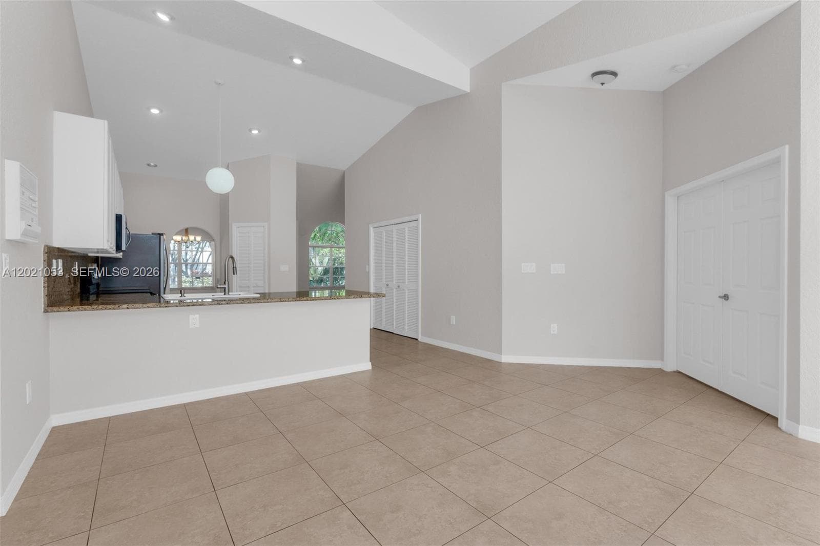 10635 NW 54th St, Doral FL 33178 — 7