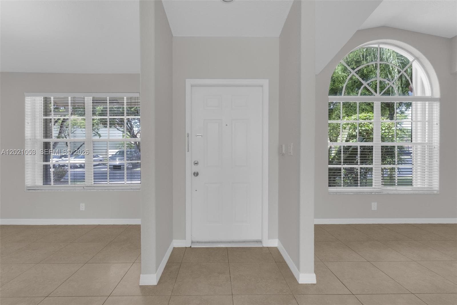 10635 NW 54th St, Doral FL 33178 — 9
