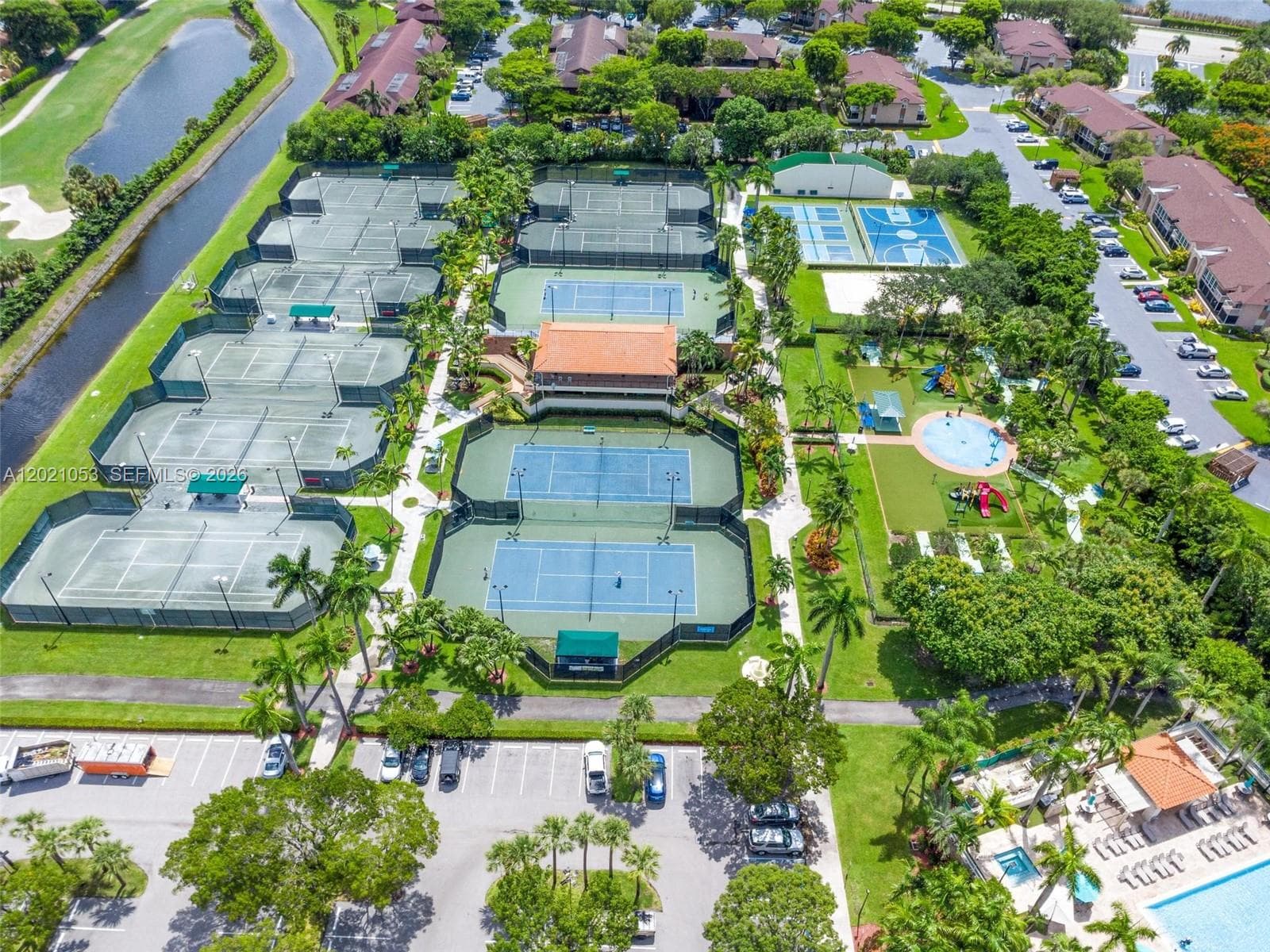 10635 NW 54th St, Doral FL 33178 — 38