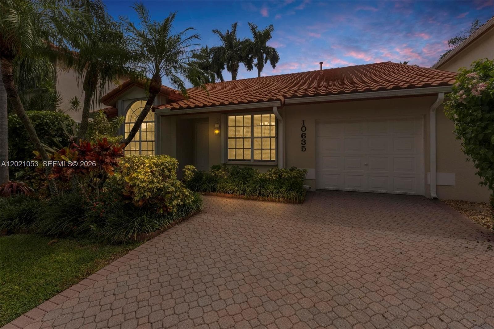10635 NW 54th St, Doral FL 33178 — 41