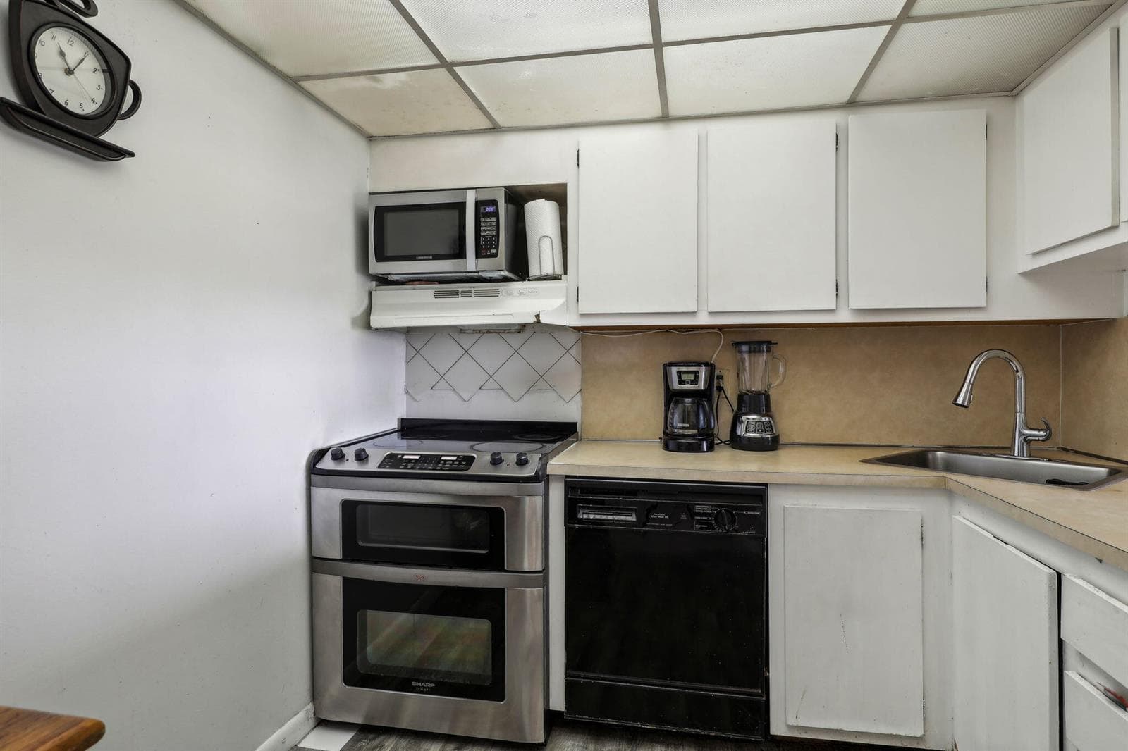 1470 NE 123rd Street # A1107, North Miami FL 33161 — 7
