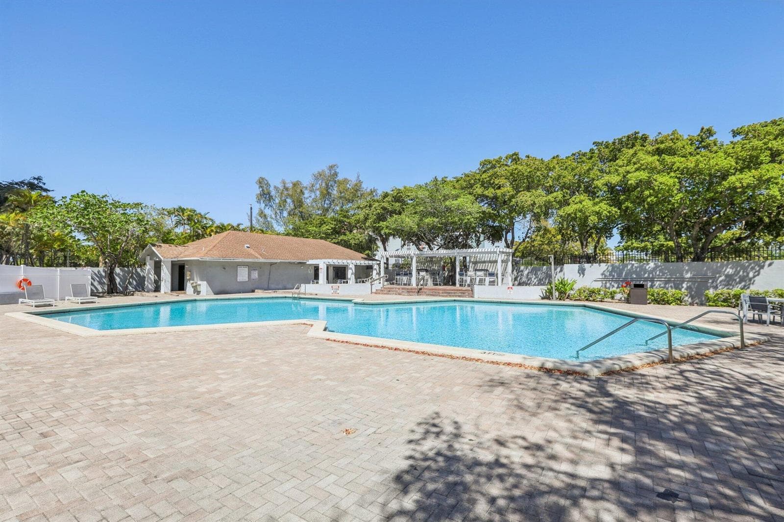 1470 NE 123rd Street # A1107, North Miami FL 33161 — 14