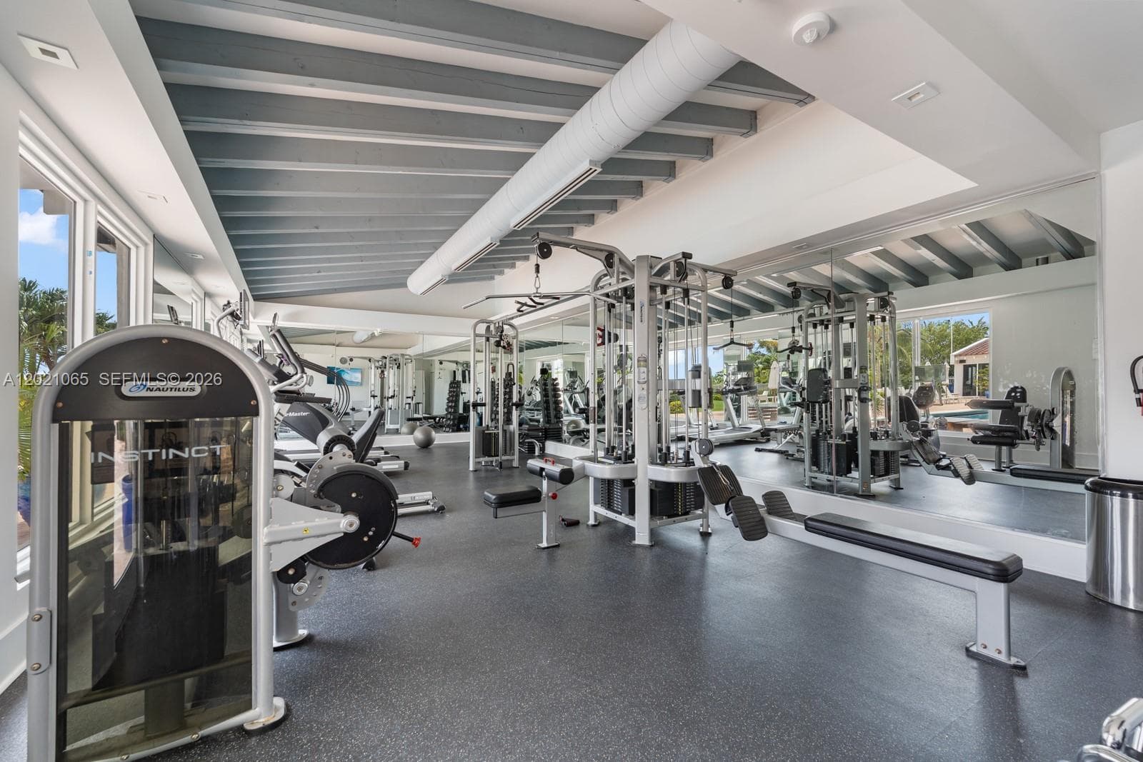 2457 Collins Ave # 1703, Miami Beach FL 33140 — 30