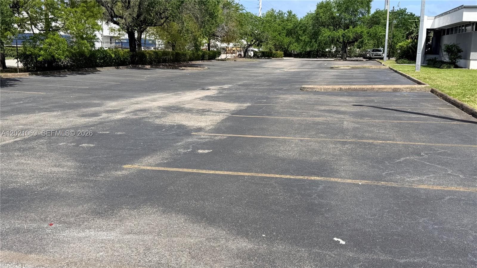 50 NE 179th St., Miami Gardens FL 33162 — 9