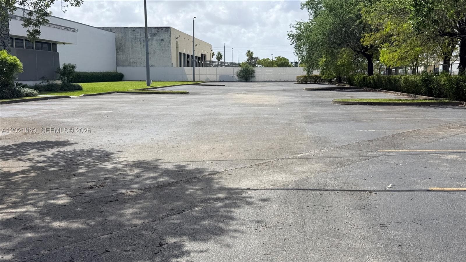 50 NE 179th St., Miami Gardens FL 33162 — 10