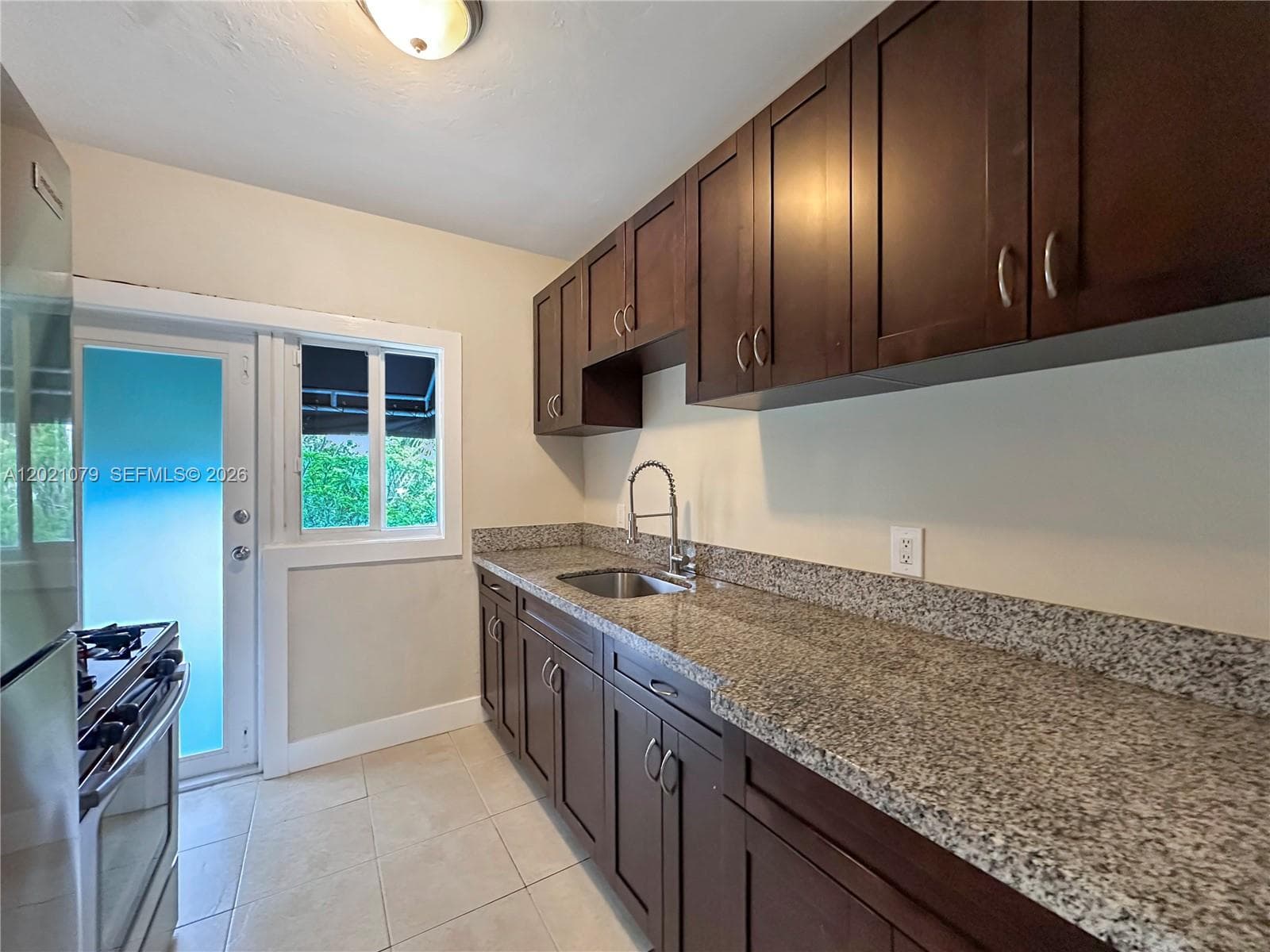 965 Bay Dr # 8, Miami Beach FL 33141 — 14
