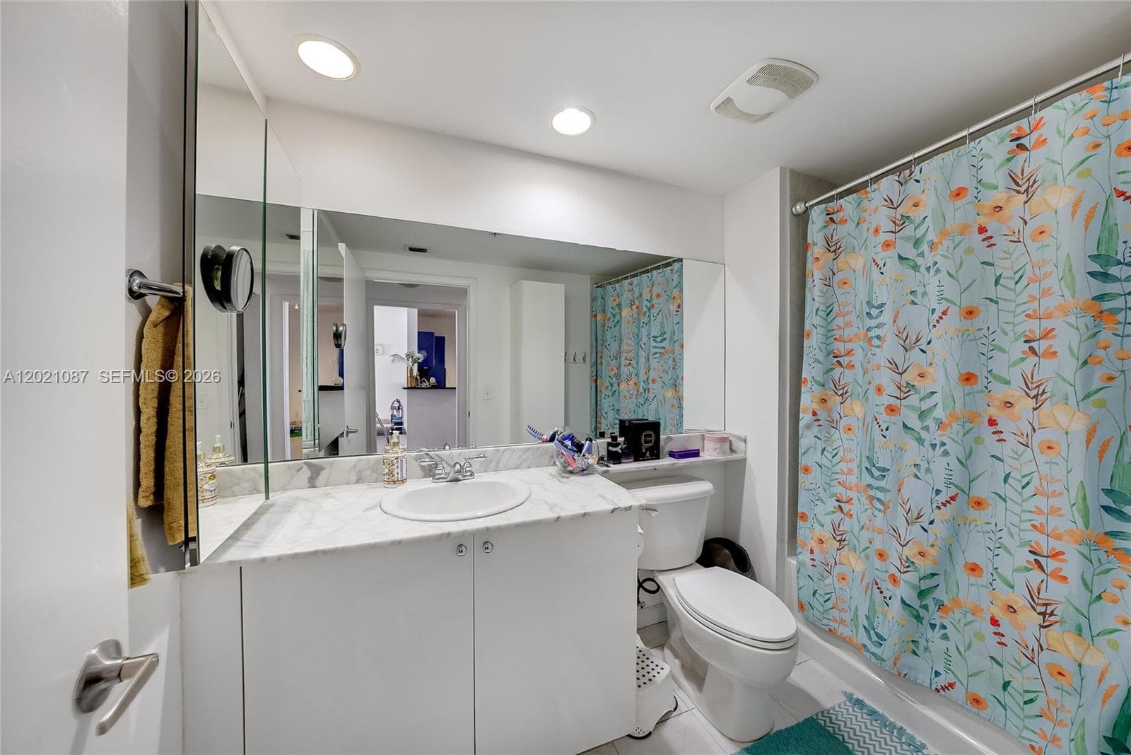2775 NE 187th St # 528, Aventura FL 33180 — 15