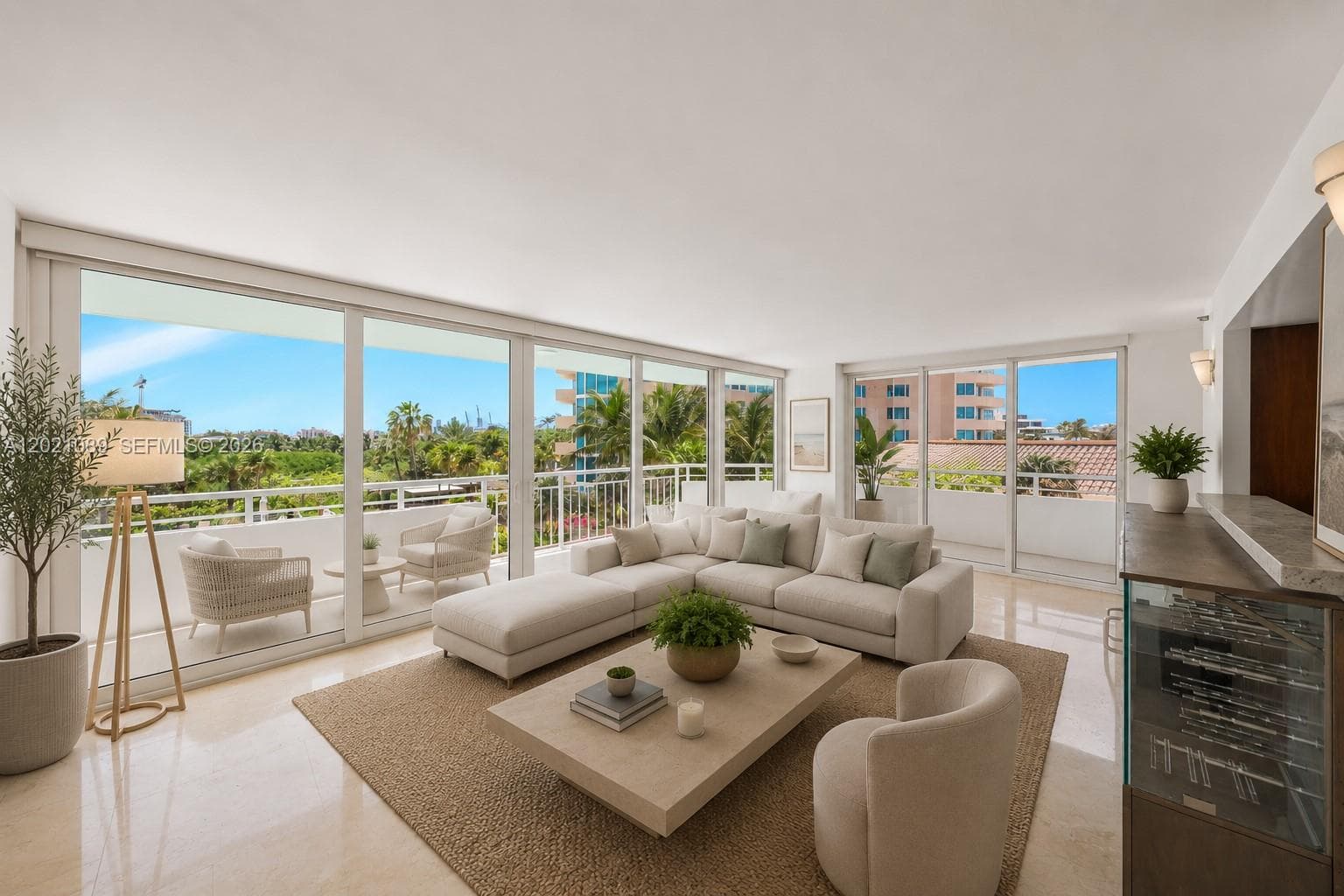400 S Pointe Dr # 409, Miami Beach FL 33139 — 2