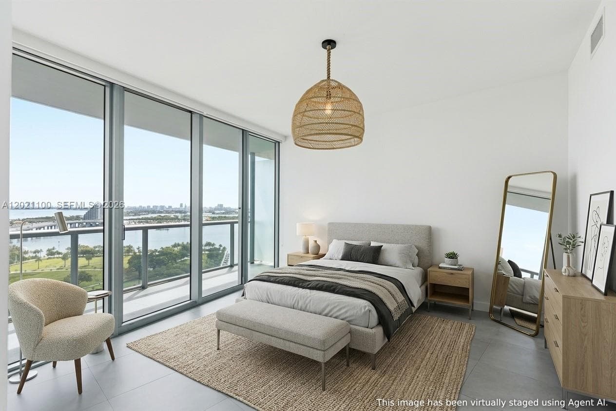 888 Biscayne Blvd # 2212, Miami FL 33132 — 15