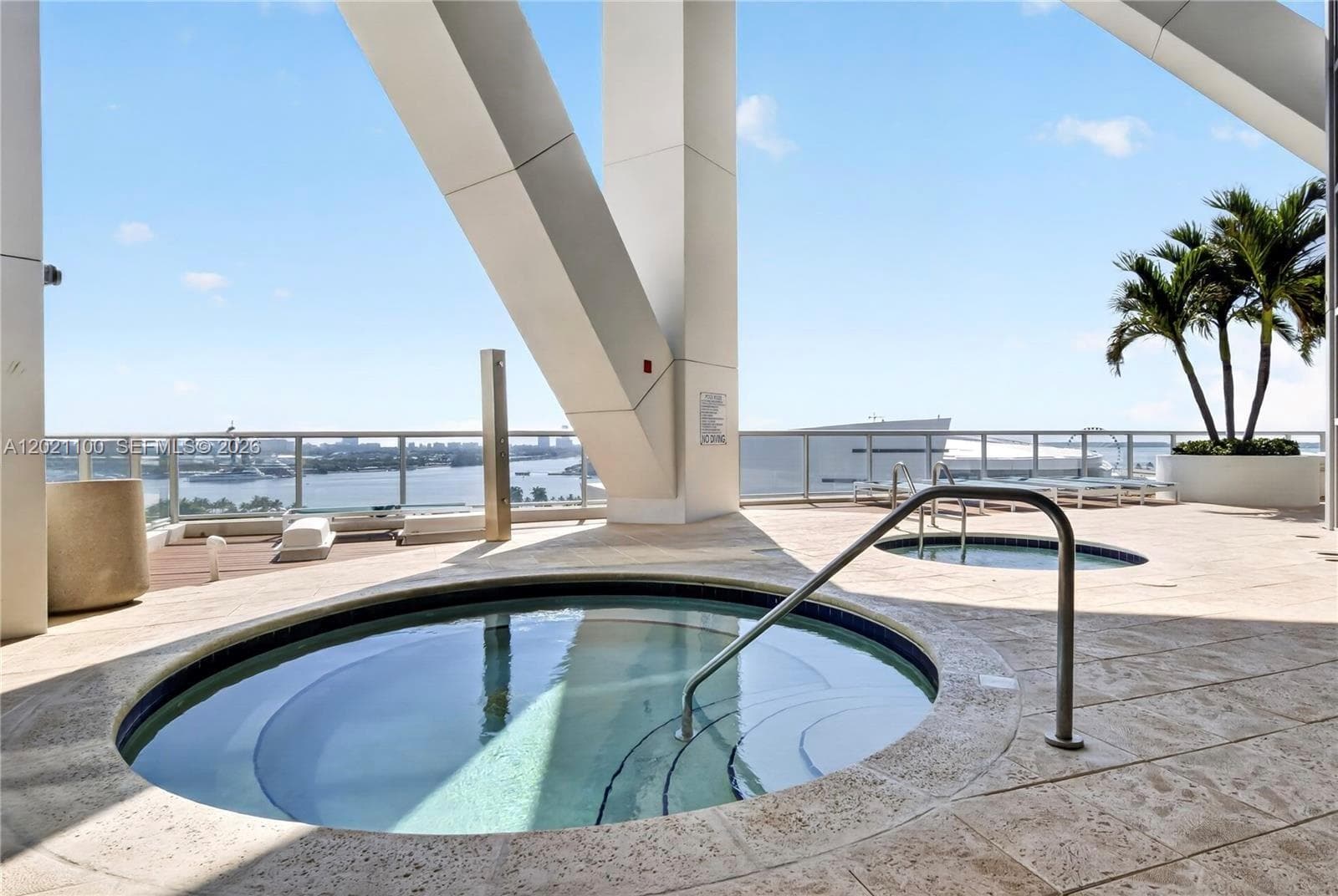 888 Biscayne Blvd # 2212, Miami FL 33132 — 35