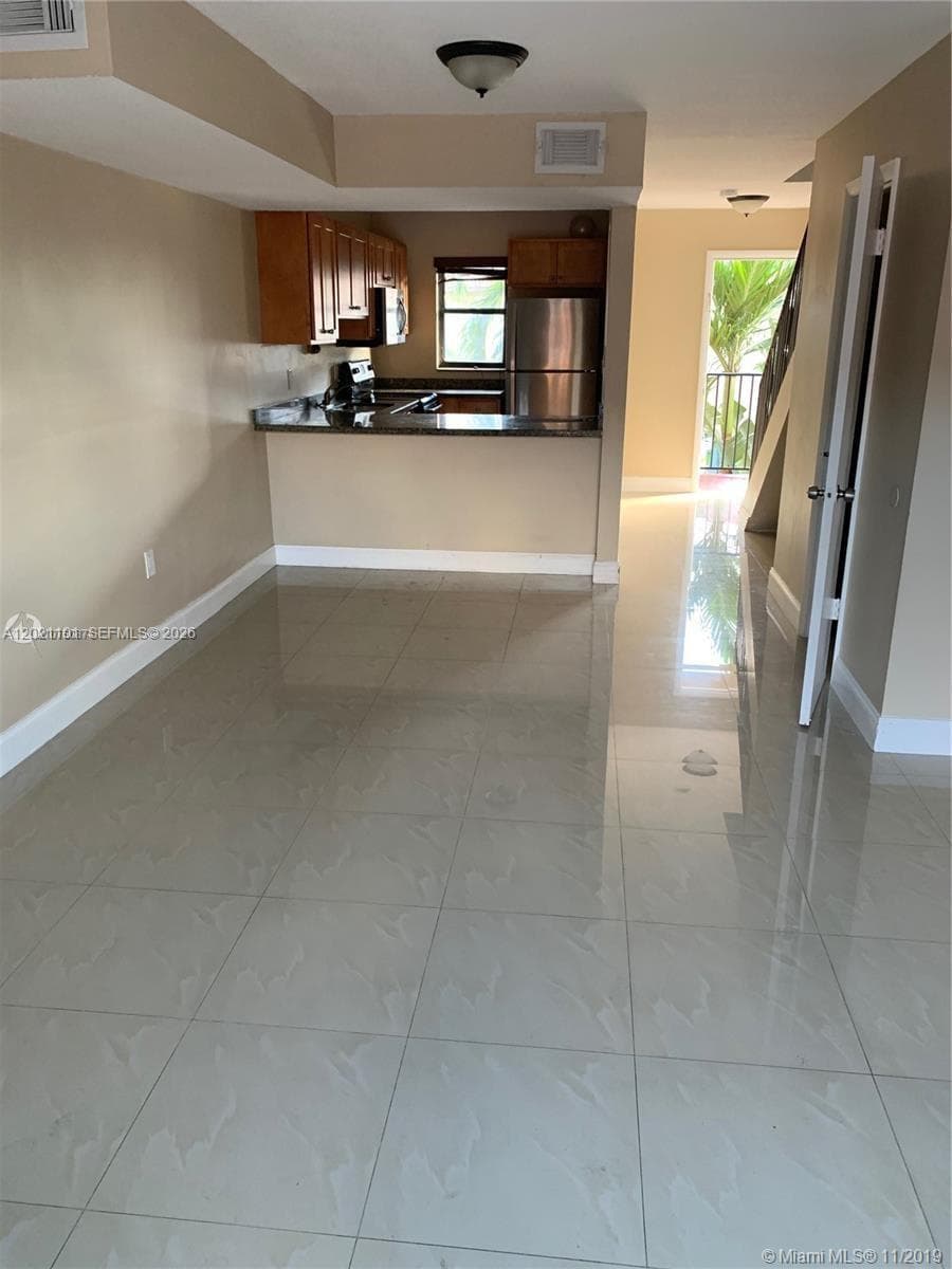 2313 W 60th St # C206, Hialeah FL 33016 — 2