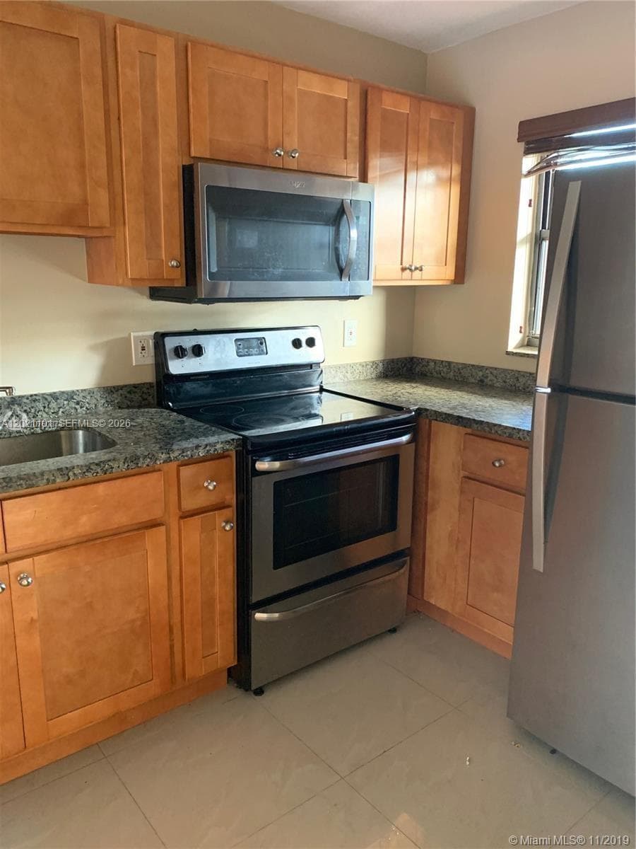 2313 W 60th St # C206, Hialeah FL 33016 — 3