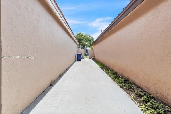 Marbella Park 2nd Addn, Hialeah, FL — 24