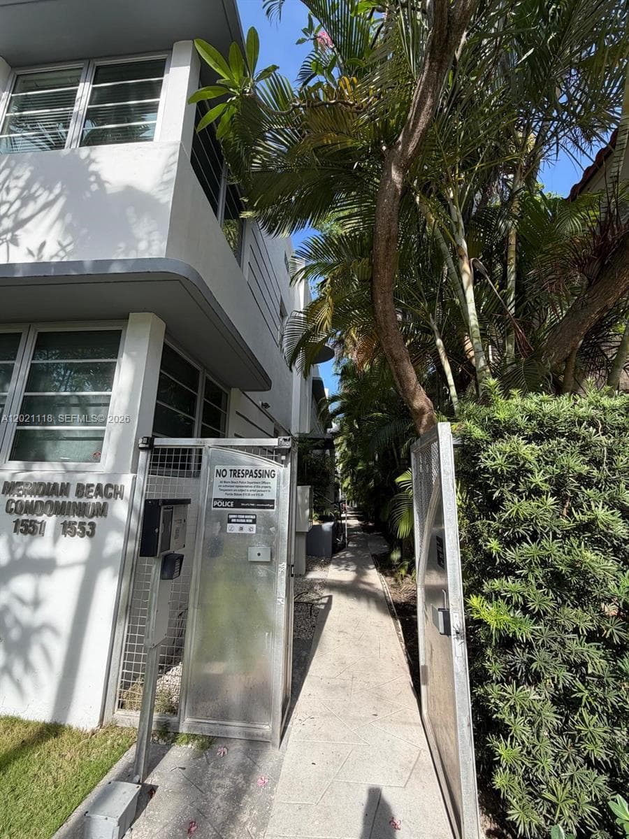 1551 Meridian Ave # 202, Miami Beach FL 33139 — 2