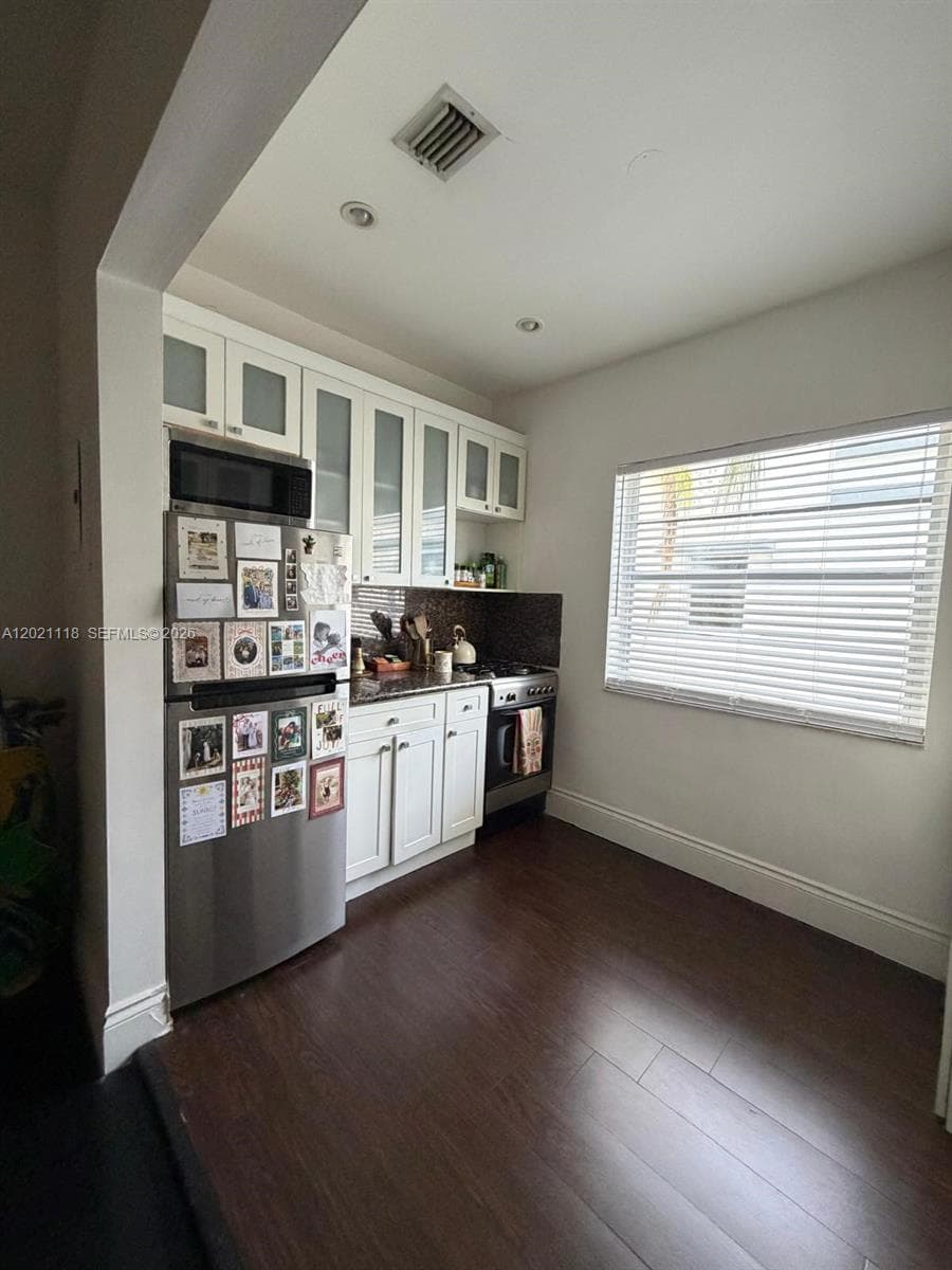 1551 Meridian Ave # 202, Miami Beach FL 33139 — 13