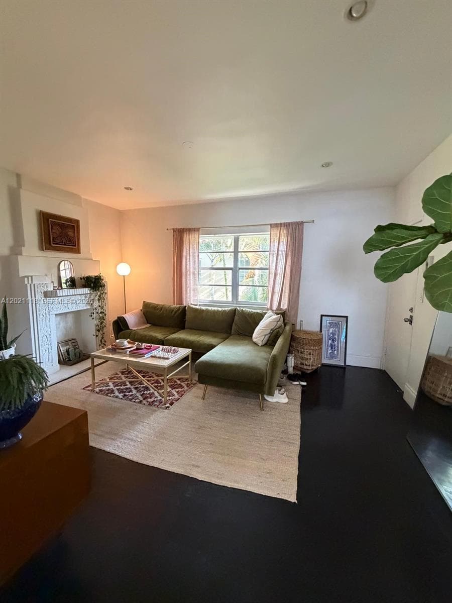 1551 Meridian Ave # 202, Miami Beach FL 33139 — 16