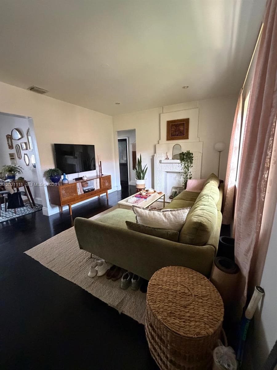 1551 Meridian Ave # 202, Miami Beach FL 33139 — 7