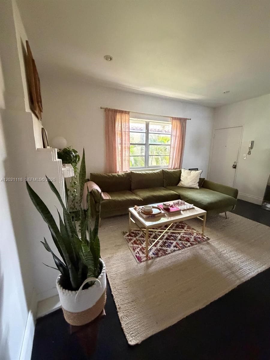 1551 Meridian Ave # 202, Miami Beach FL 33139 — 10