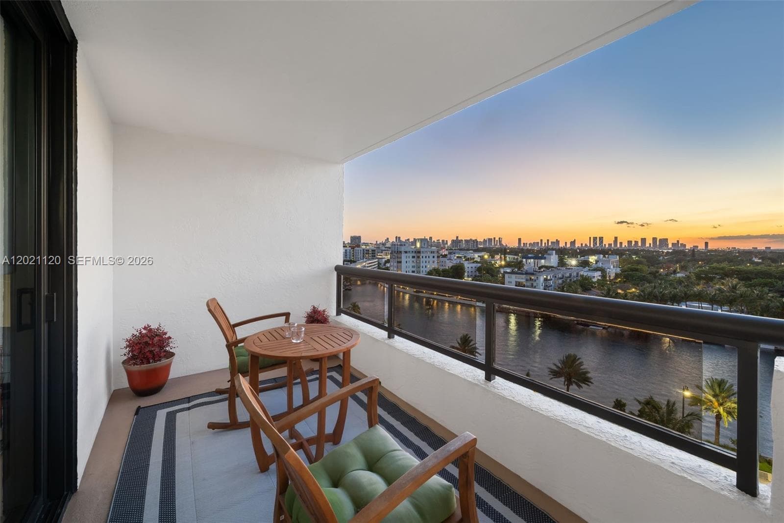 2555 Collins Ave # 1106, Miami Beach FL 33140 — 18
