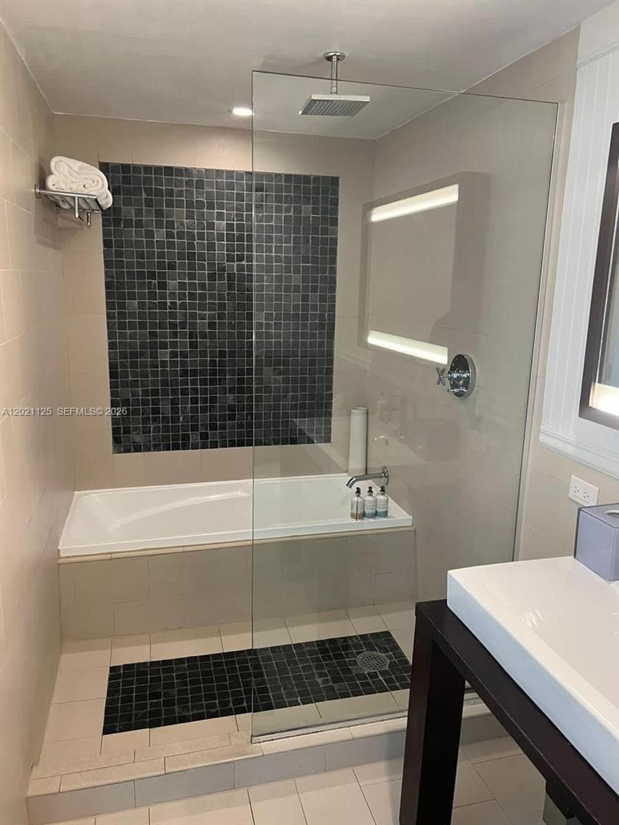 17315 Collins Ave # 1507, Sunny Isles Beach FL 33160 — 20