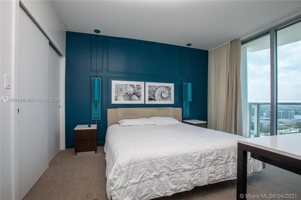 17315 Collins Ave # 1507, Sunny Isles Beach FL 33160 — 18