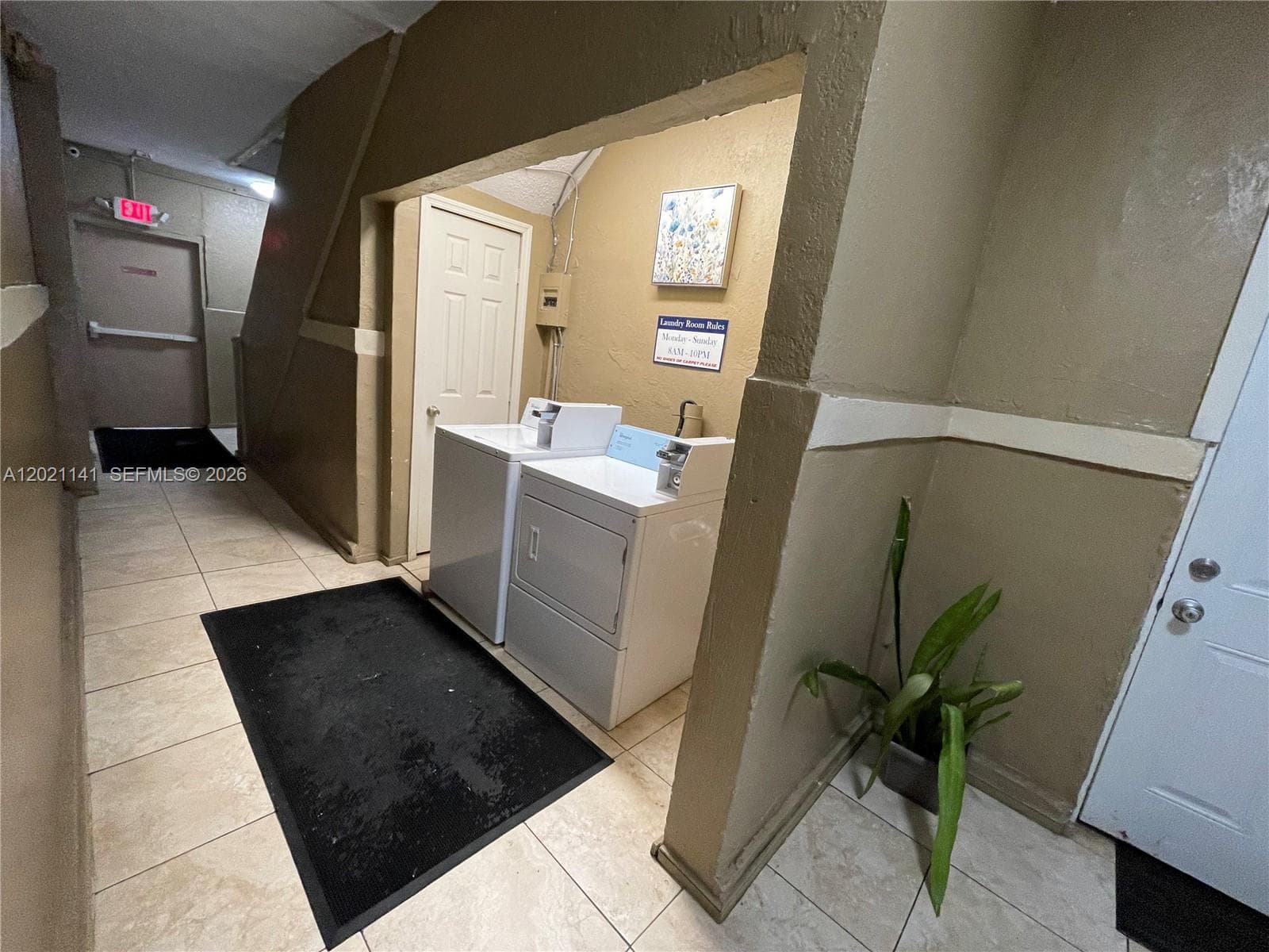 1060 NW 47th St # 8, Miami FL 33127 — 5