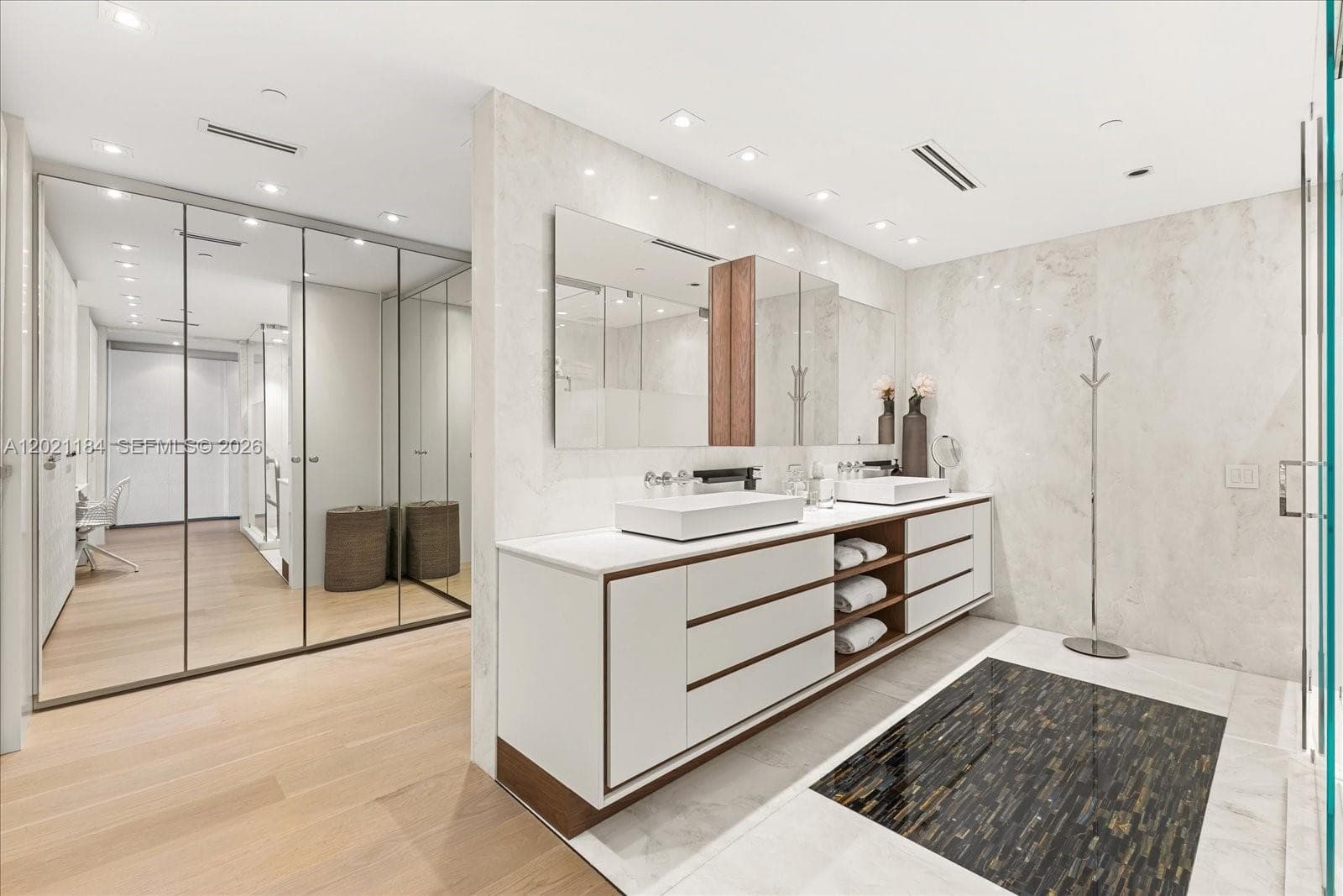 7431 Fisher Island Dr # 7431, Miami Beach FL 33109 — 35