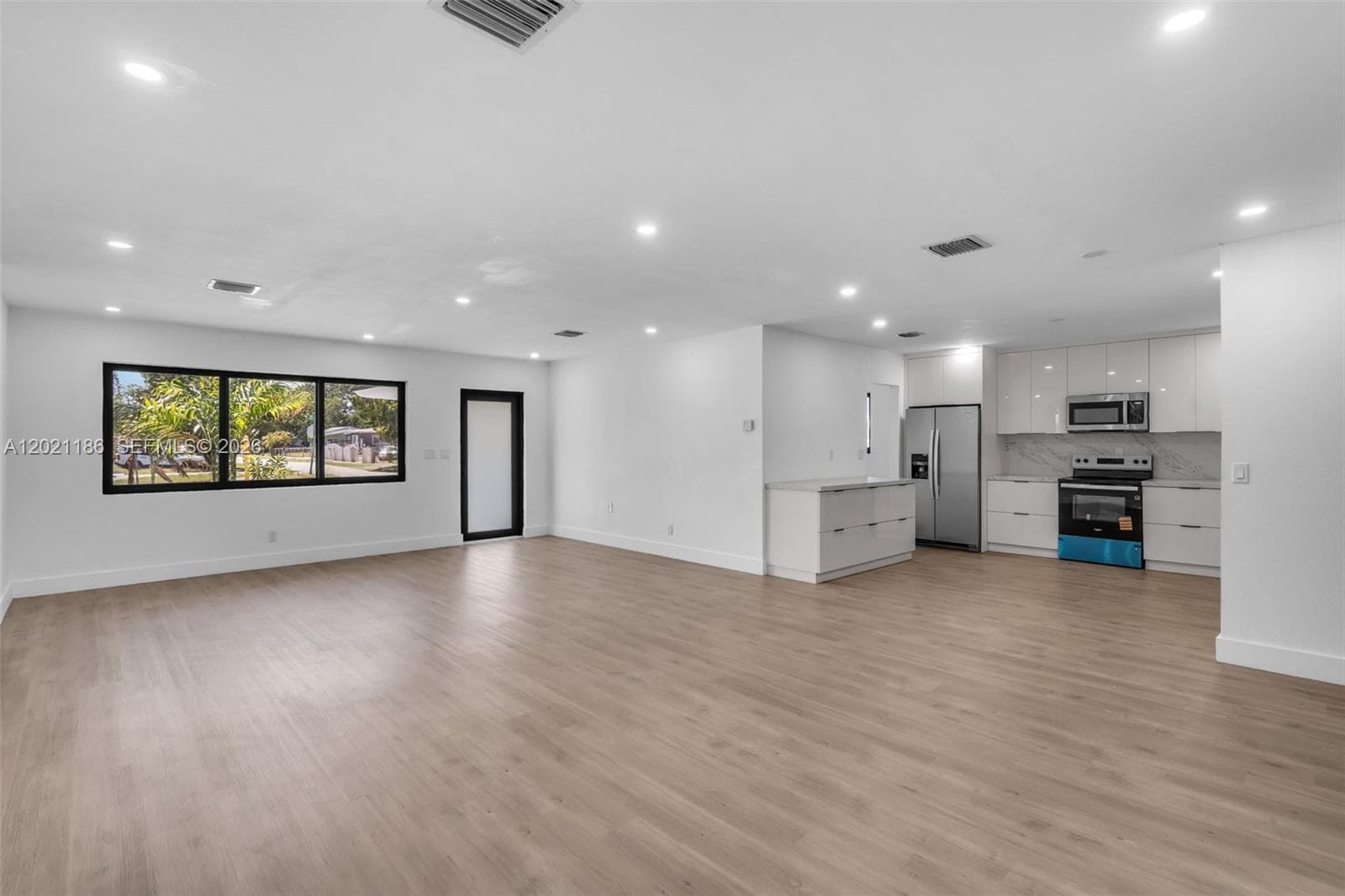 8841 NW 14th Ave, Miami FL 33147 — 7