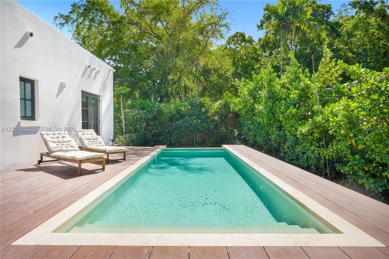 1214 Capri St, Coral Gables FL 33134 — 32