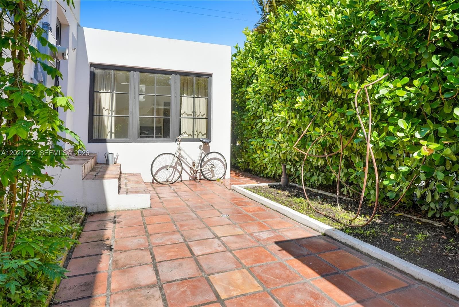 1214 Capri St, Coral Gables FL 33134 — 21