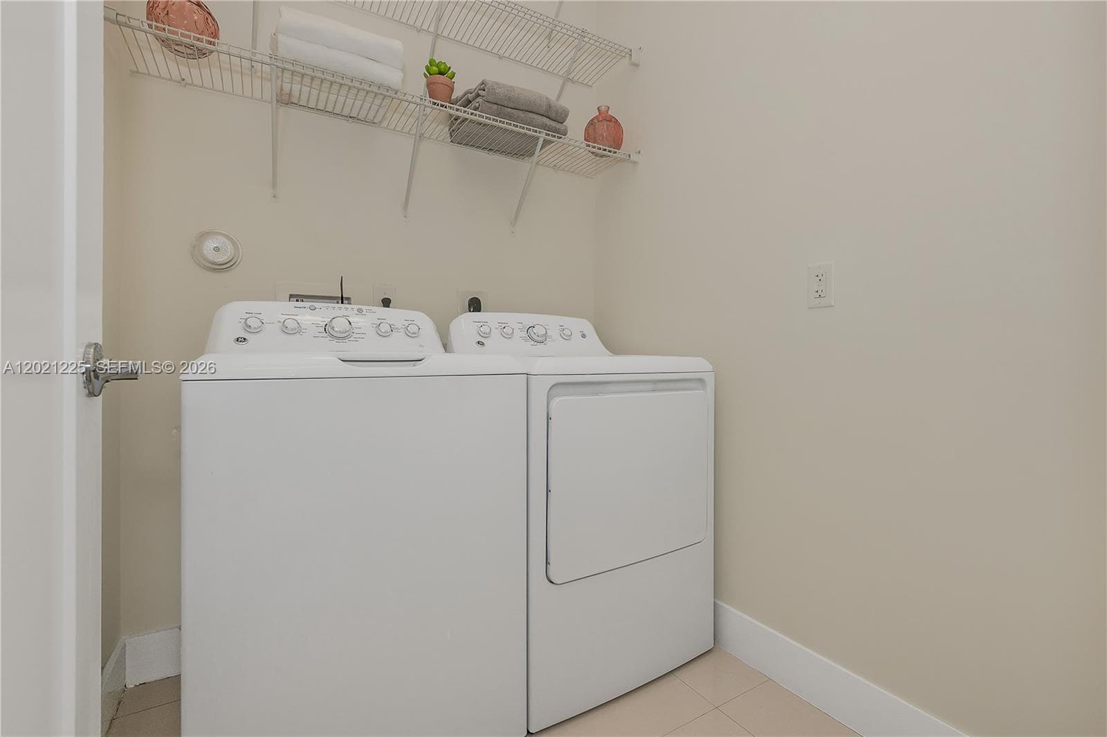 6681 NW 104th Ave, Doral FL 33178 — 23