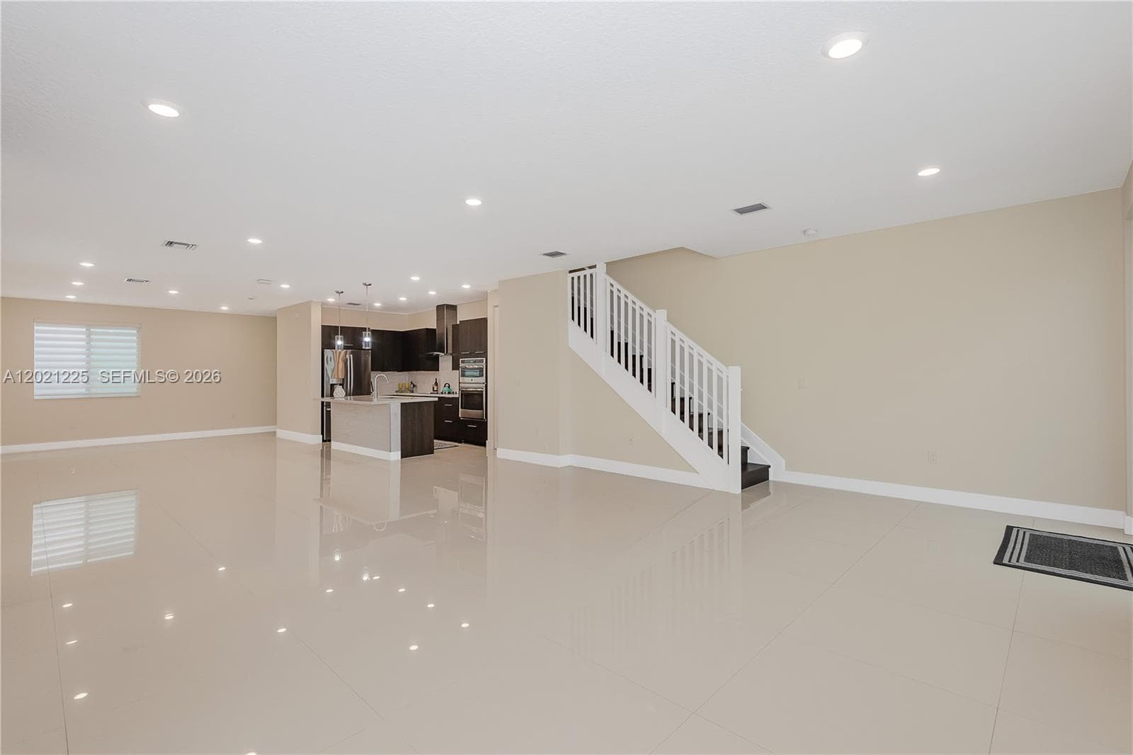 6681 NW 104th Ave, Doral FL 33178 — 3