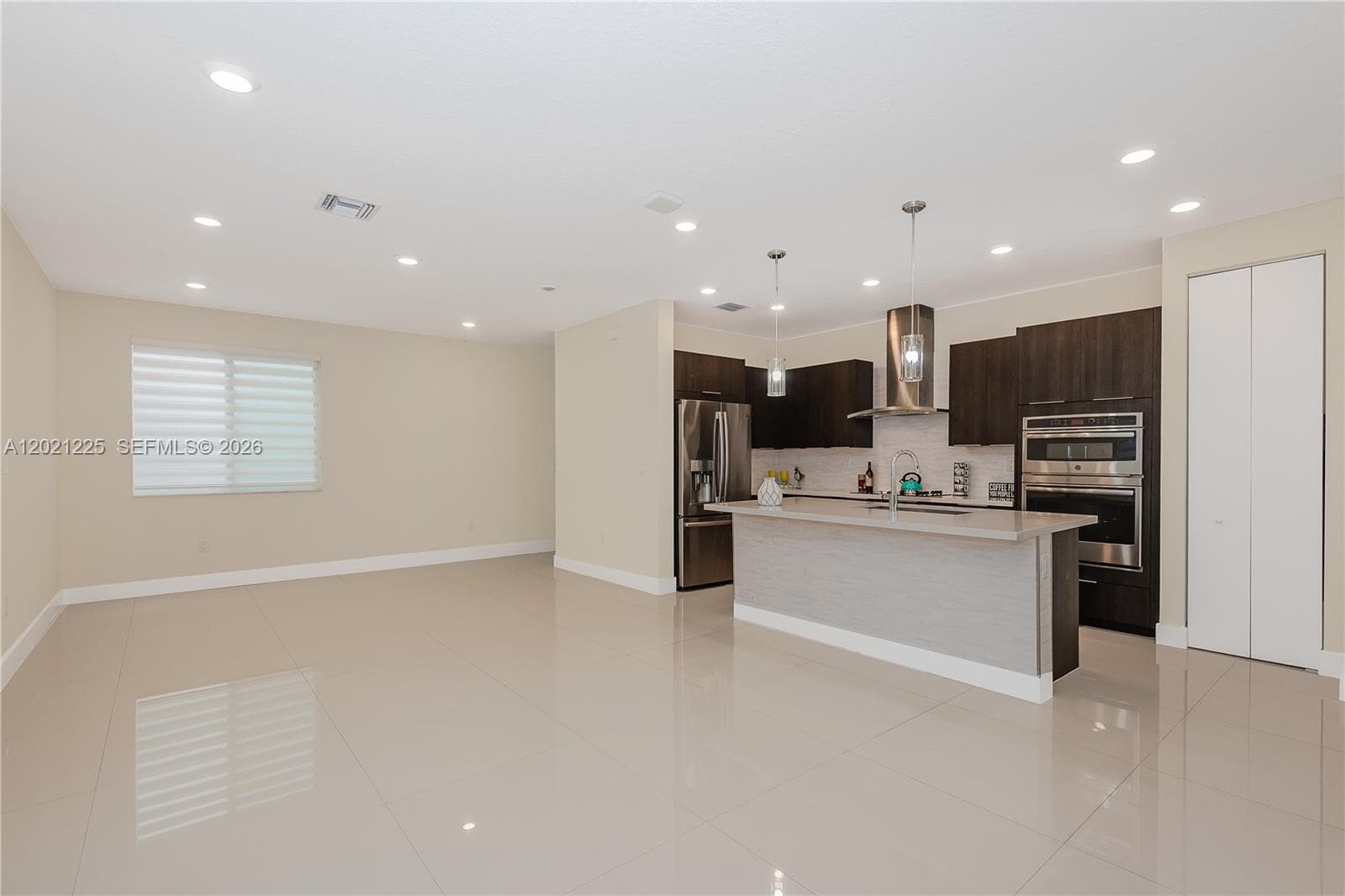 6681 NW 104th Ave, Doral FL 33178 — 9