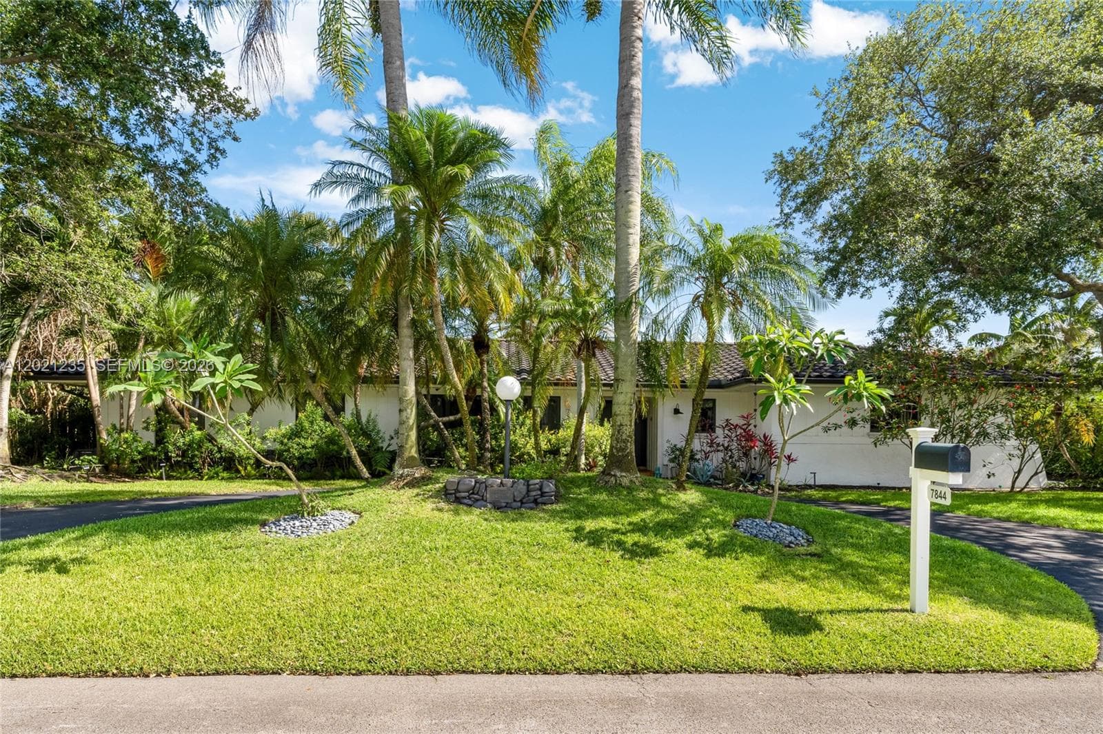 7844 SW 179th Ter, Palmetto Bay FL 33157 — 2