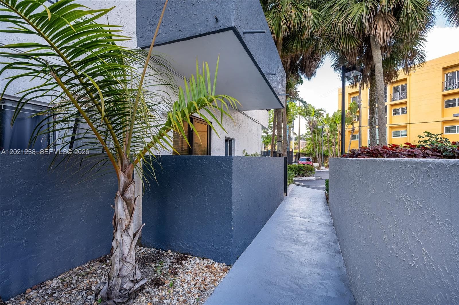 2715 Tigertail Ave # 107, Miami FL 33133 — 11