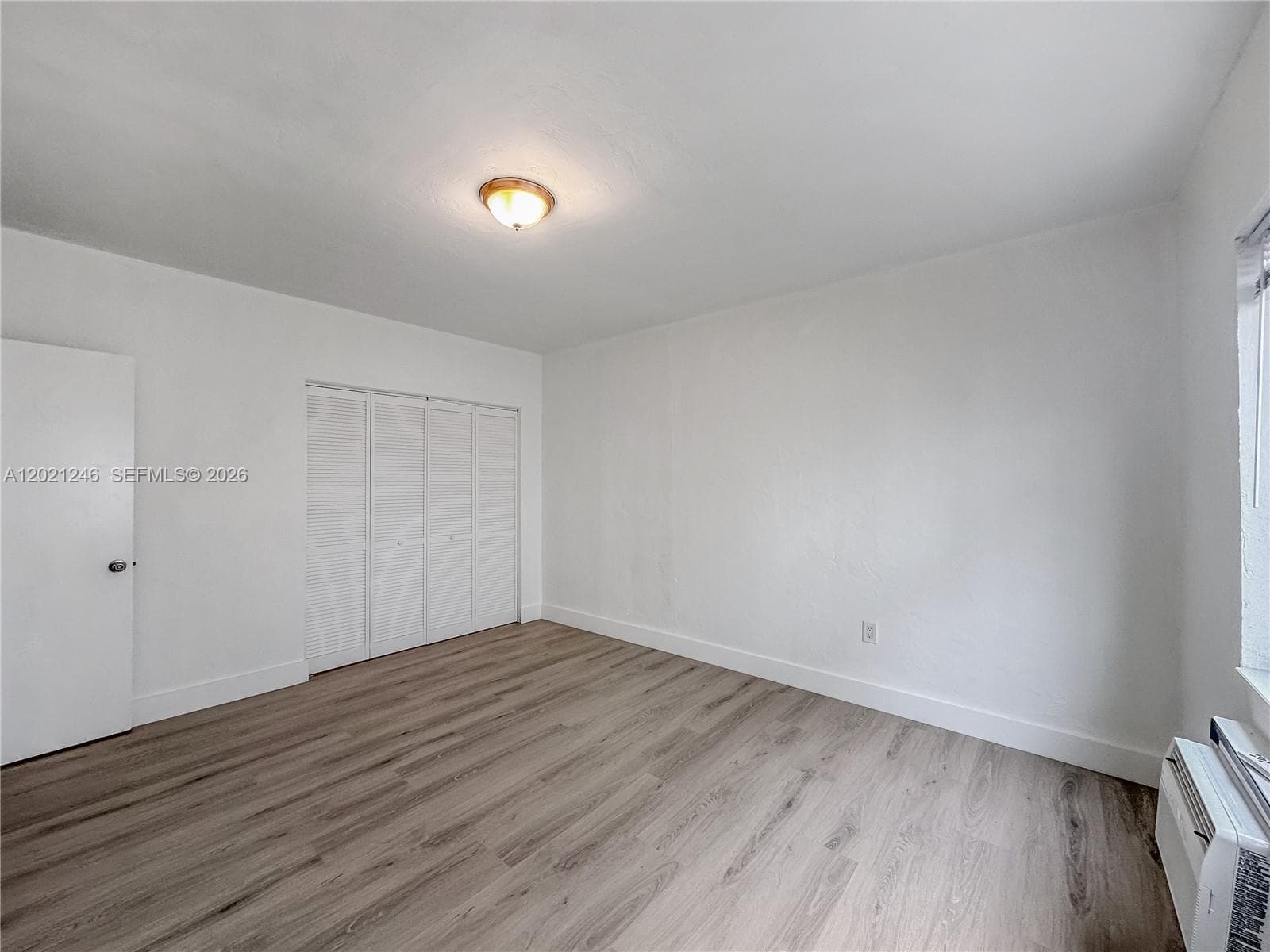 955 Bay Dr # 2, Miami Beach FL 33141 — 17