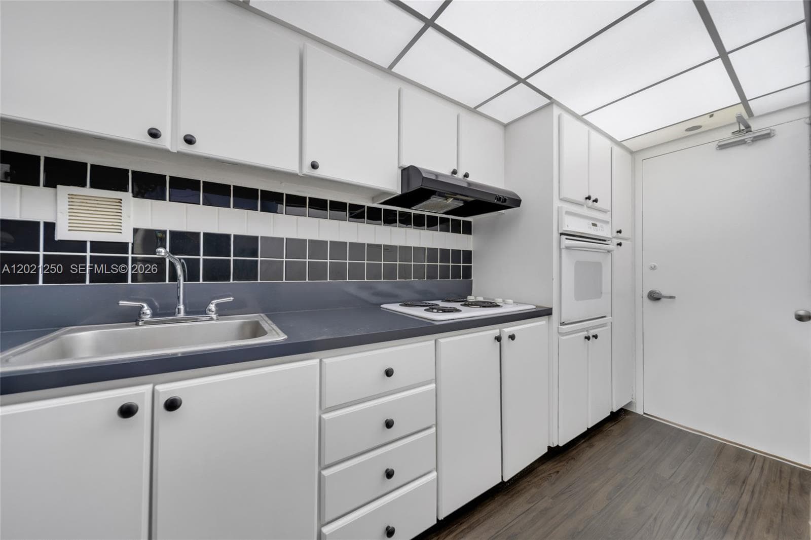 1200 West Ave # 327, Miami Beach FL 33139 — 15