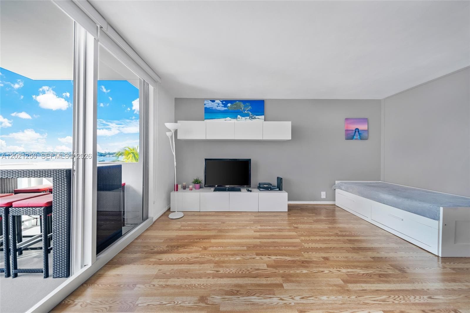1200 West Ave # 327, Miami Beach FL 33139 — 4