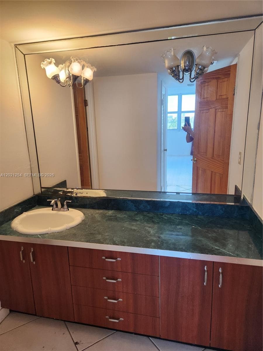 2841 NE 163rd St # 815, North Miami Beach FL 33160 — 12