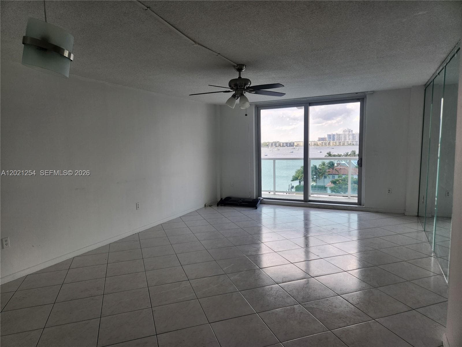 2841 NE 163rd St # 815, North Miami Beach FL 33160 — 5