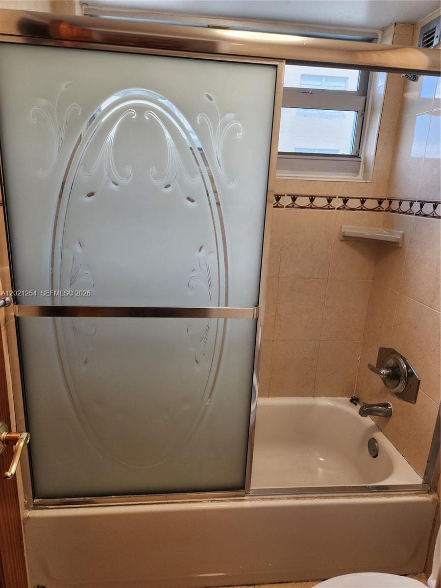 2841 NE 163rd St # 815, North Miami Beach FL 33160 — 14