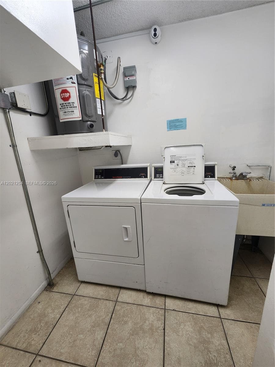 2841 NE 163rd St # 815, North Miami Beach FL 33160 — 18