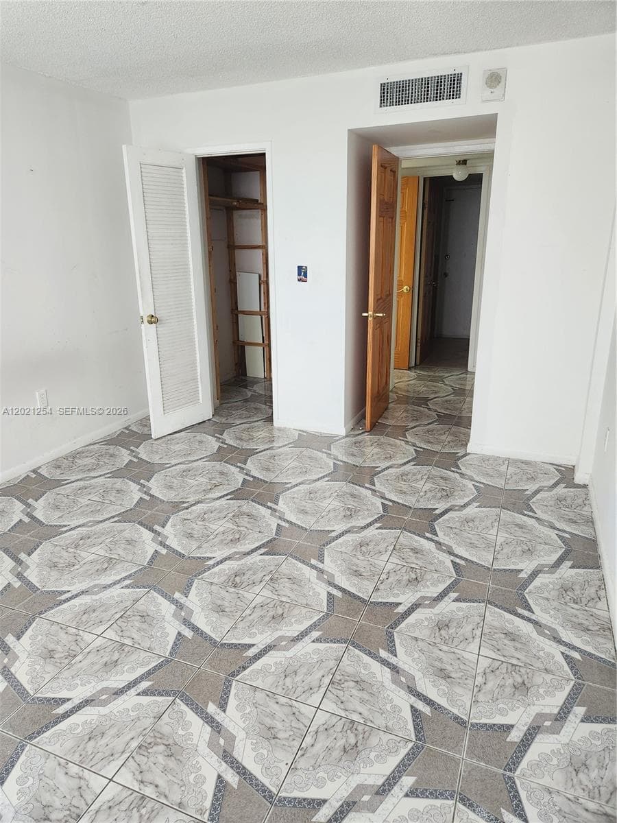 2841 NE 163rd St # 815, North Miami Beach FL 33160 — 15