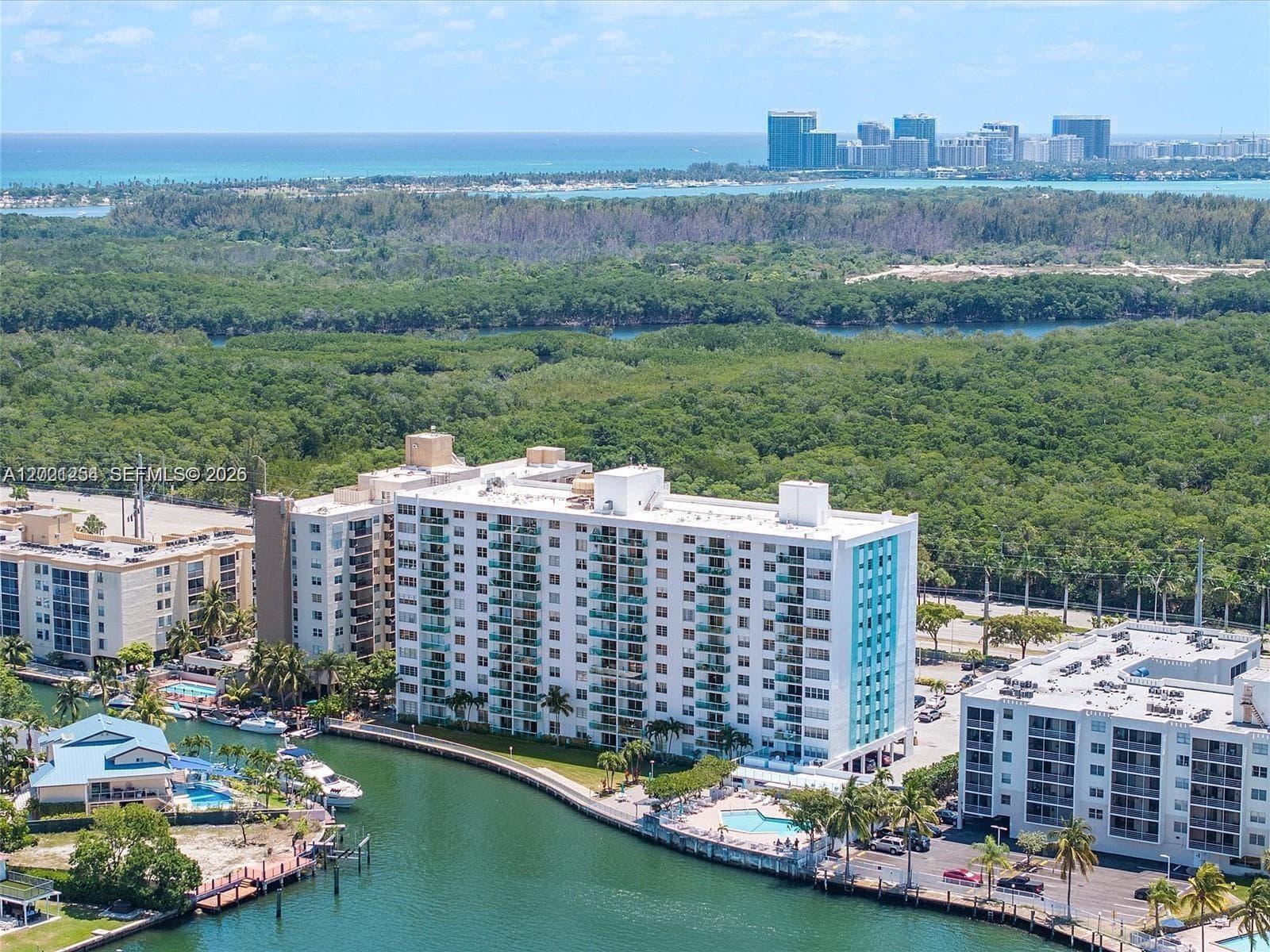 2841 NE 163rd St # 815, North Miami Beach FL 33160 — 21