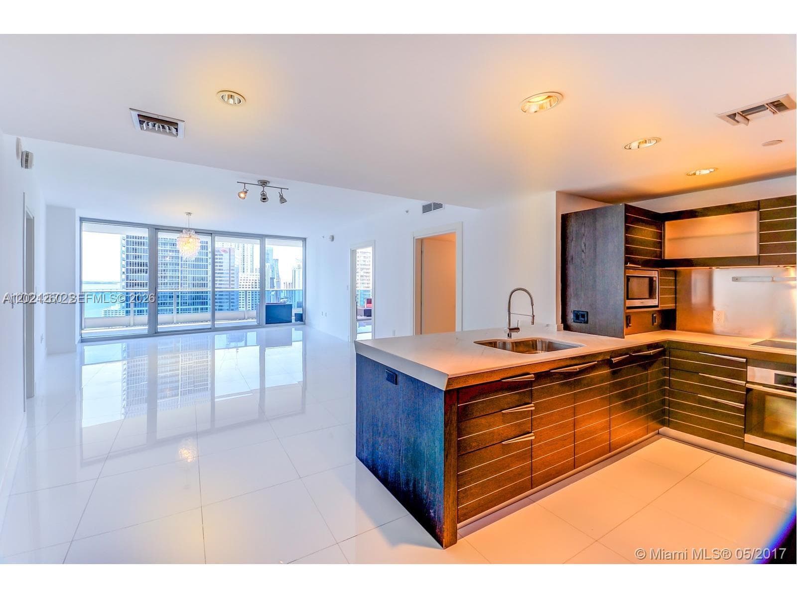 200 Biscayne Boulevard Way # 3404, Miami FL 33131 — 20
