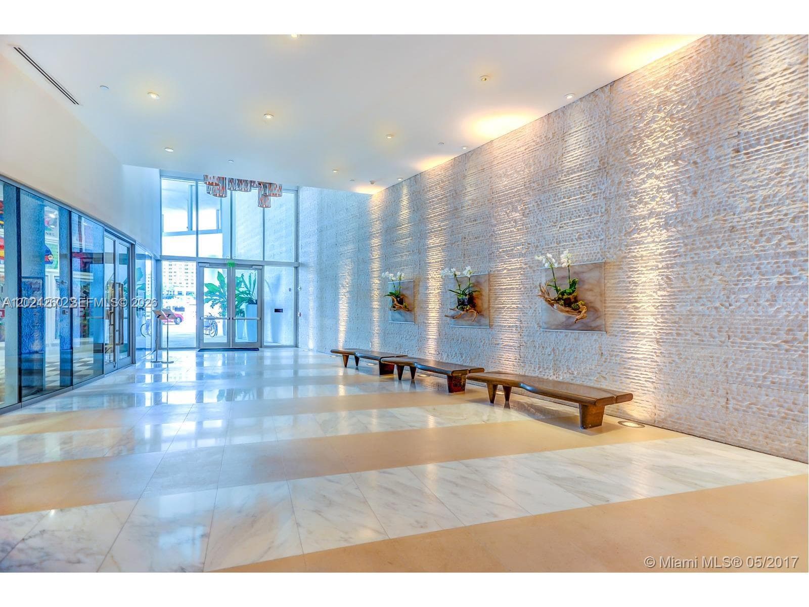 200 Biscayne Boulevard Way # 3404, Miami FL 33131 — 24
