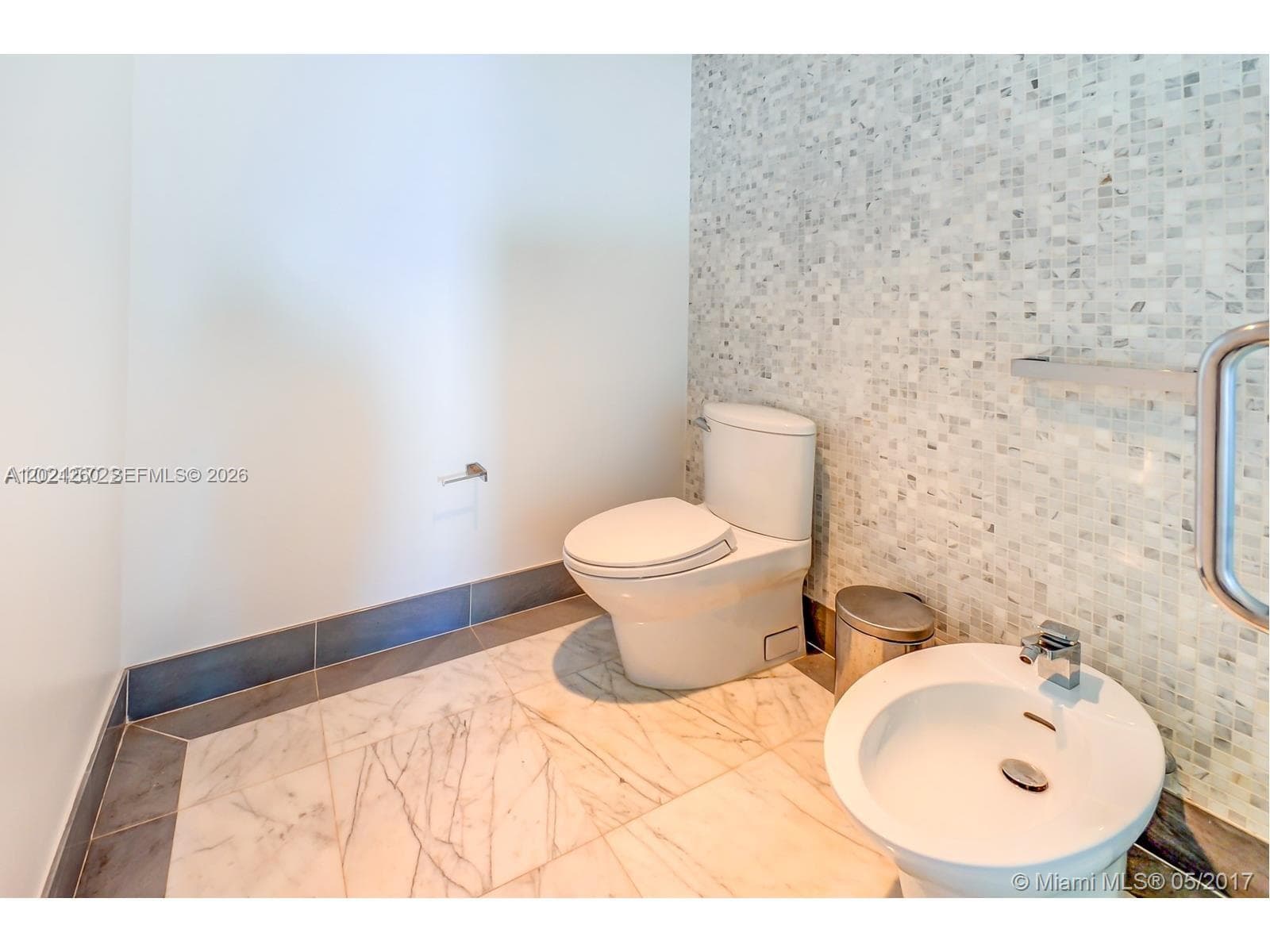 200 Biscayne Boulevard Way # 3404, Miami FL 33131 — 10