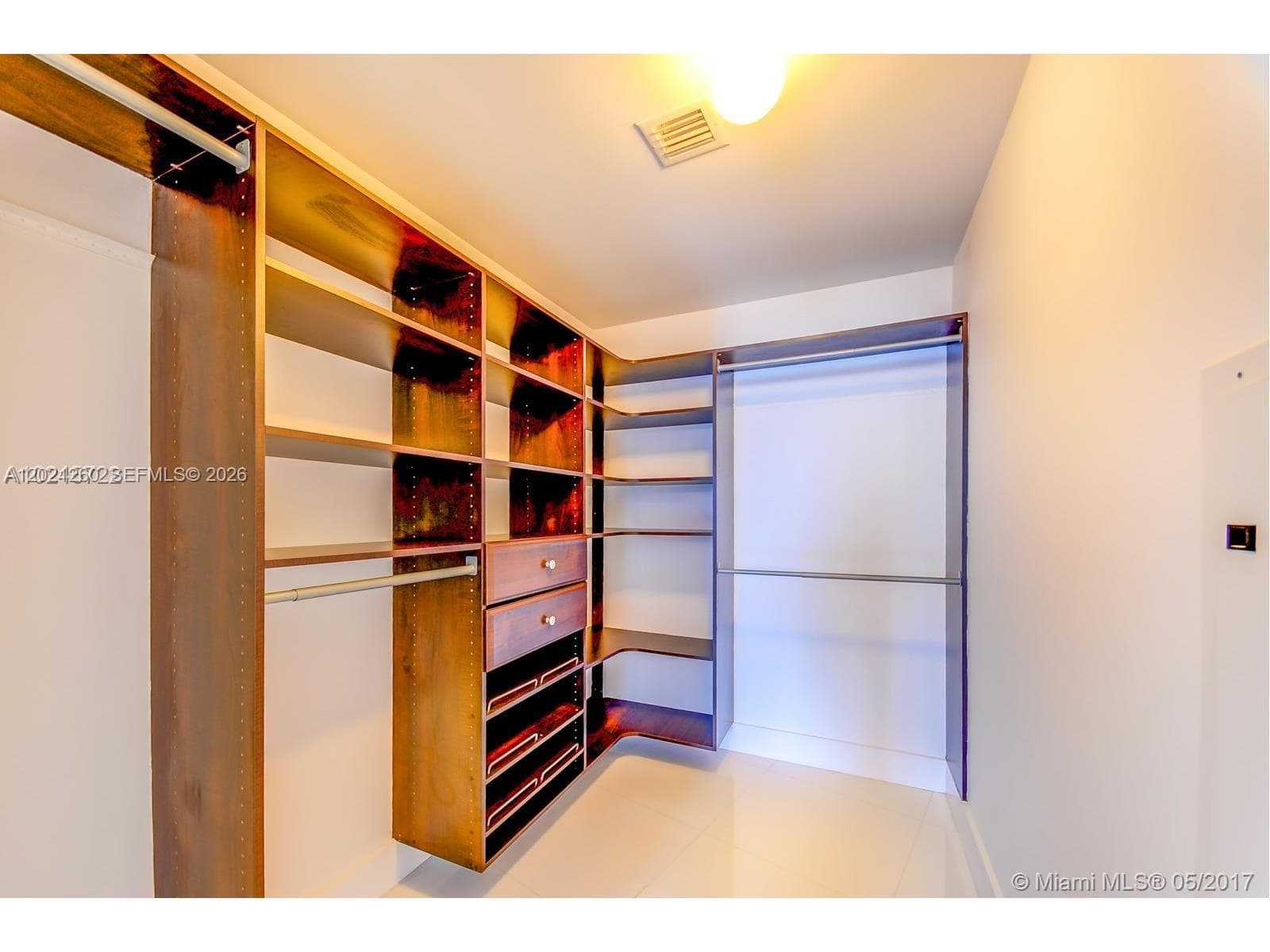 200 Biscayne Boulevard Way # 3404, Miami FL 33131 — 14