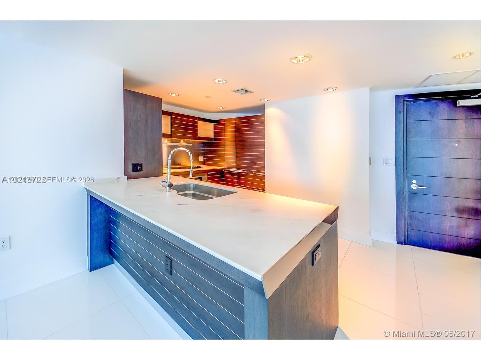200 Biscayne Boulevard Way # 3404, Miami FL 33131 — 18