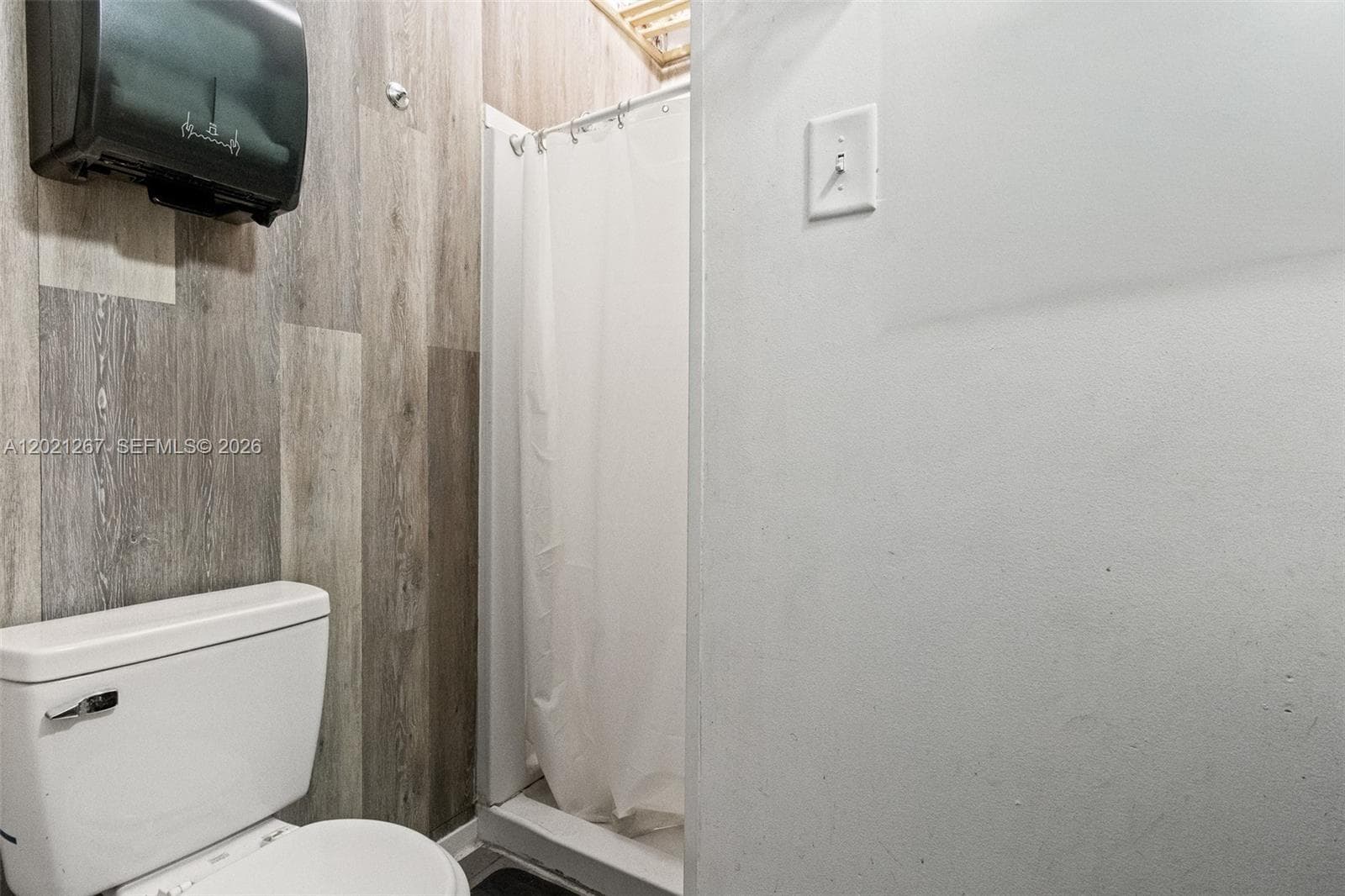 1745 W 37th St # 5, Hialeah FL 33012 — 17
